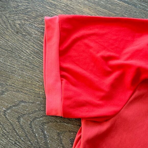 Lotto men’s shirt. Red. Size small. Italian sports design. - Picture 4 of 7